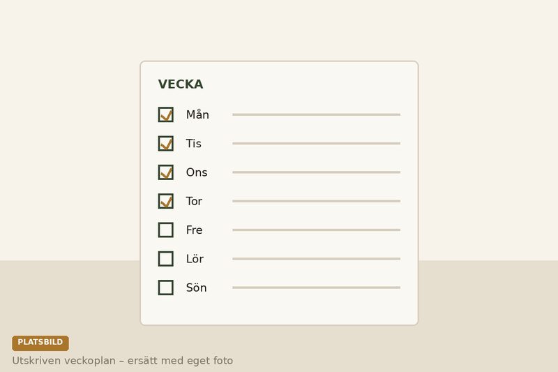 En utskriven veckoplan med ikryssade rutor på ett bord